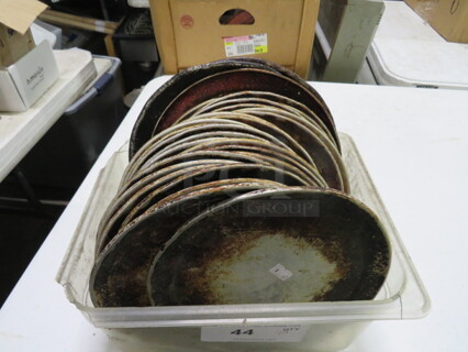 One Lot Of 29 Assorted Pizza Pans.