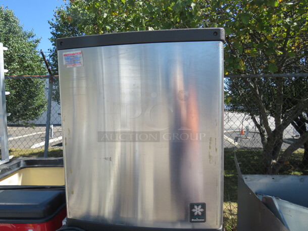 One Manitowic Ice Maker. 115 Volt. Model# QY0424A. 23X24X27 - Image 1 of 3