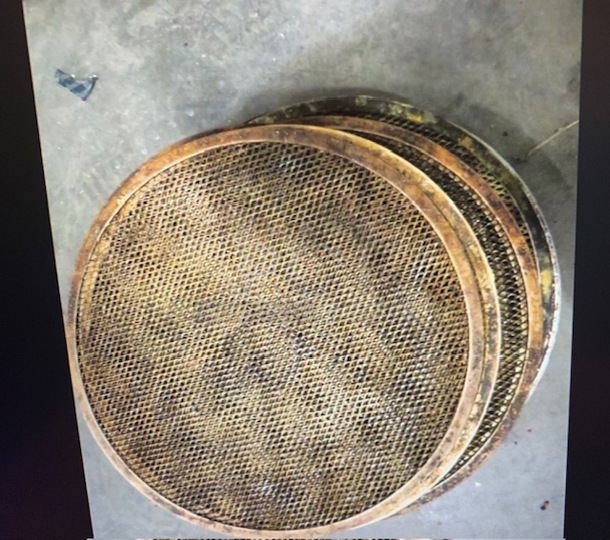 16 Inch Pizza Screens. 9XBID - Image 1 of 1