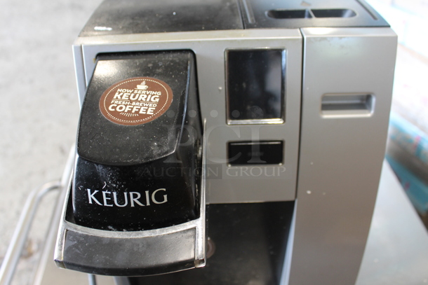 IN ORIGINAL BOX! Keurig K150 Countertop Single Cup Coffee Machine. 120 Volts, 1 Phase. - Image 4 of 7