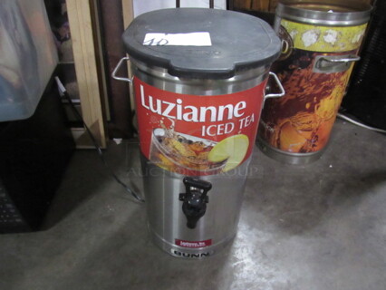 One Bunn Tea Satellite With Spigot And Lid.