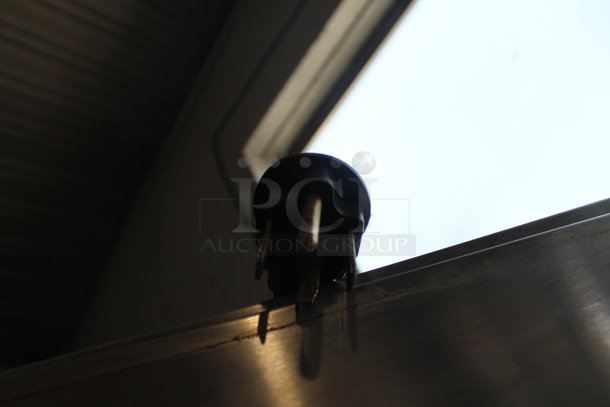 Nu Vu SUB-123 Stainless Steel Commercial Electric Powered Oven Proofer on Commercial Casters. 208 Volts, 3 Phase.  - Image 5 of 10