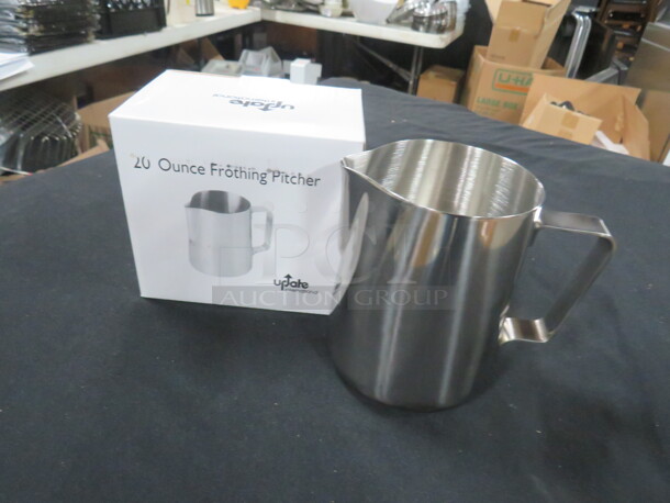 NEW 20oz Stainless Steel Frothing Pitcher. 5XBID - Image 1 of 1