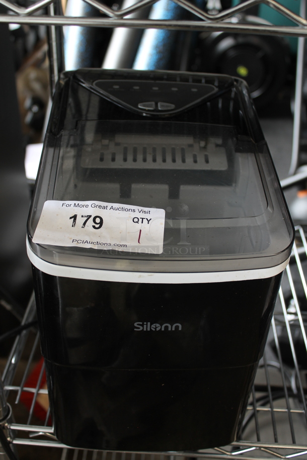 Silonn SLIM01B Metal Commercial Countertop Ice Maker. 115 Volts, 1 Phase.  - Image 1 of 4