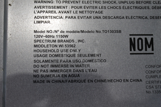 Black & Decker TO1303SB Metal Countertop Toaster Oven. 120 Volts, 1 Phase. - Image 5 of 5