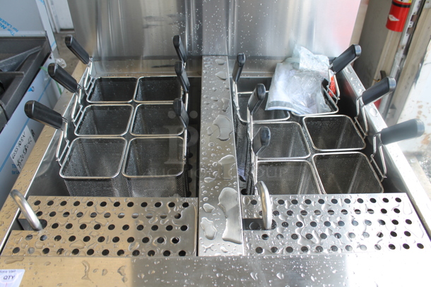 BRAND NEW SCRATCH AND DENT! 2023  Avantco 177FPC22NL Stainless Steel Commercial Natural Gas Powered Double Bay Pasta Cooker. 140,000 BTU.   - Image 2 of 6