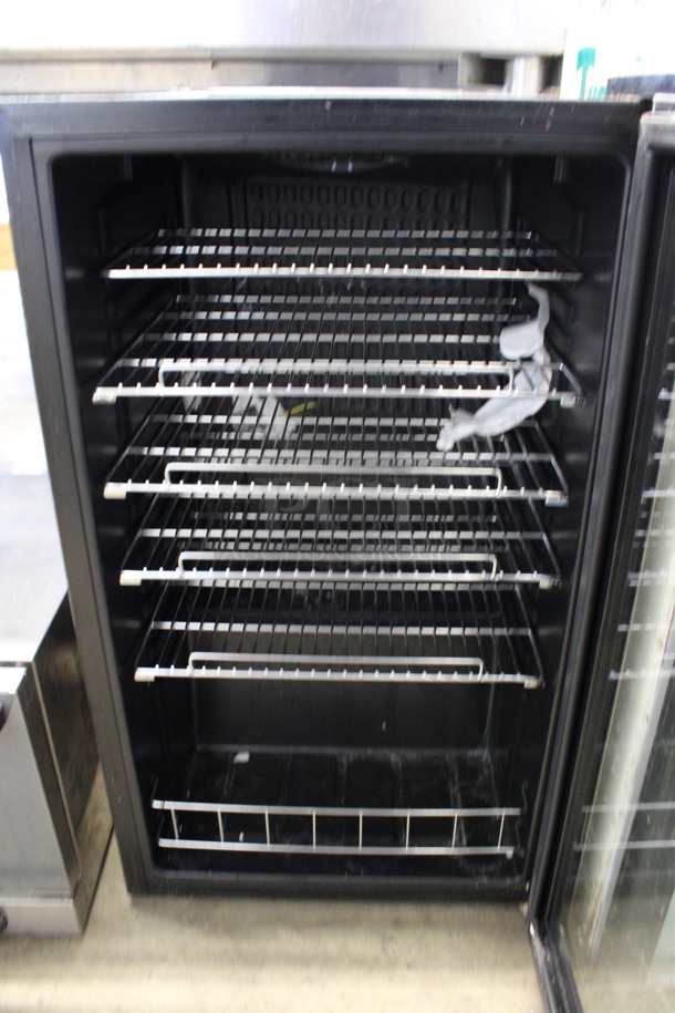 NewAir Model AB-1200 Metal Mini Cooler Merchandiser. 110-120 Volts, 1 Phase. 19x18.5x33. Tested and Working! - Image 4 of 5