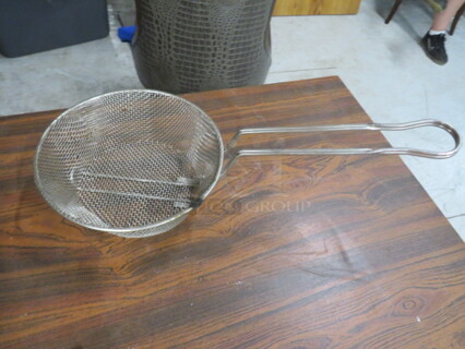 One NEW Round Fry Basket
