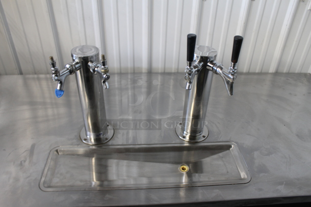 2013 True TDD-3 Commercial Stainless Steel Top With Black Cabinet Beer Dispenser w 2 Towers. 115V, 1 Phase. Tested and Working! - Image 2 of 7