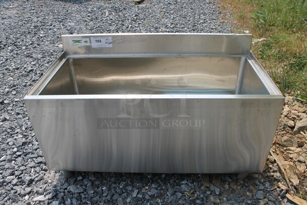 BRAND NEW SCRATCH AND DENT! Regency 600IB1836 Commercial Stainless Steel Underbar Ice Bin. 