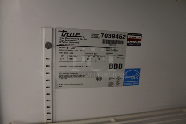 2011 True T-49F-HC Stainless Steel Commercial 2 Door Reach In Freezer w/ Poly Coated Racks on Commercial Casters. 115 Volts, 1 Phase. Tested and Working! - Image 7 of 8