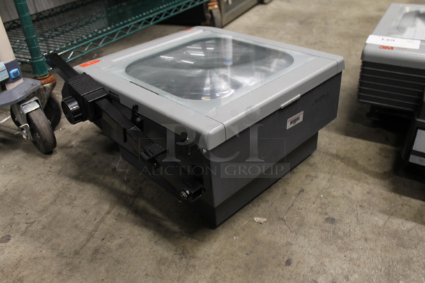 2 3M 9080 Overhead Projectors. 2 Times Your Bid! - Image 3 of 4