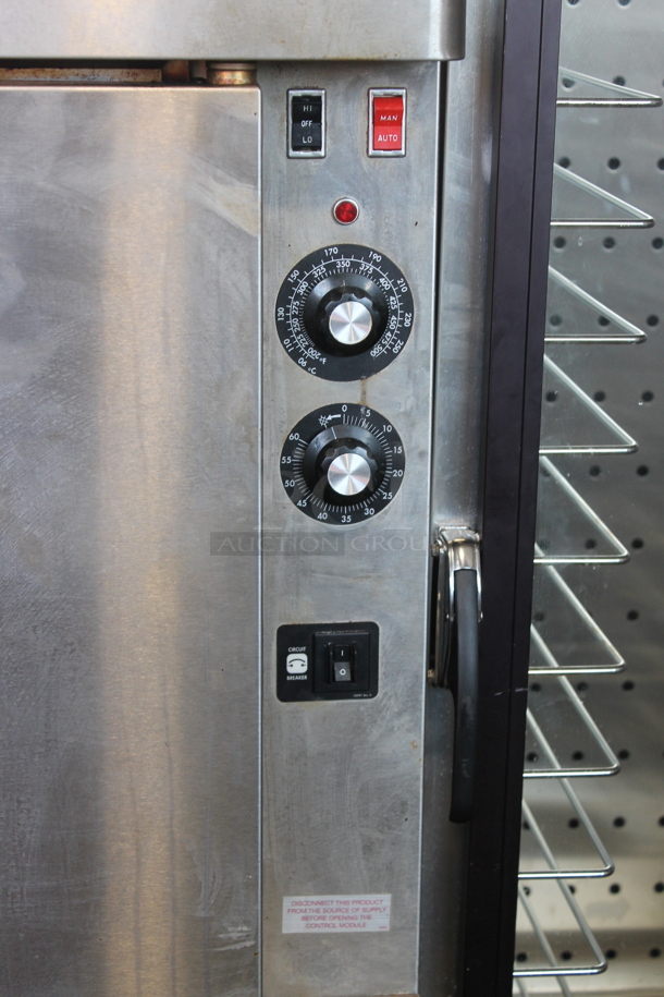 Blodgett ENERGY STAR Stainless Steel Commercial Electric Powered Full Size Convection Oven w/ View Through Door, Solid Door, Metal Oven Racks and Thermostatic Controls on Metal Legs. 208-240 Volts, 1 Phase. - Image 2 of 4