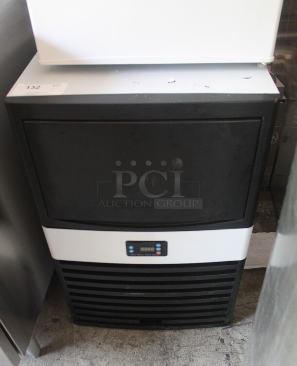 BRAND NEW! Hoocoo HCIM-40 Stainless Steel Commercial Self Contained Ice Machine. 115 Volts, 1 Phase. - Image 1 of 6