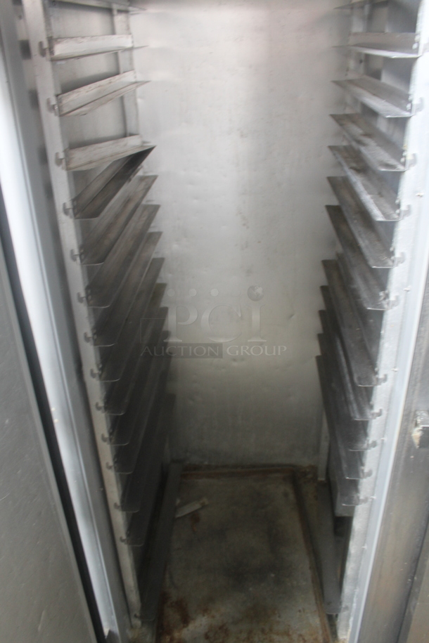 Beverage Air ER48-1AS Stainless Steel Commercial 2 Door Reach In Cooler on Commercial Casters. 115 Volts, 1 Phase. Cannot Test Due To Plug Style - Image 4 of 7