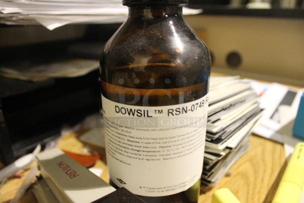 ALL ONE MONEY! Lot of Desk, Contents Including Computer and Chair. BUYER MUST REMOVE. - Image 4 of 4