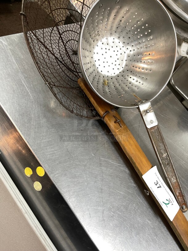 25inch Reinforced Heavy Duty Double Medium Tin Mesh Strainer with Wood Handle and 23 inch Heavy Duty Stainless Strainer With Metal Handle - Image 4 of 5