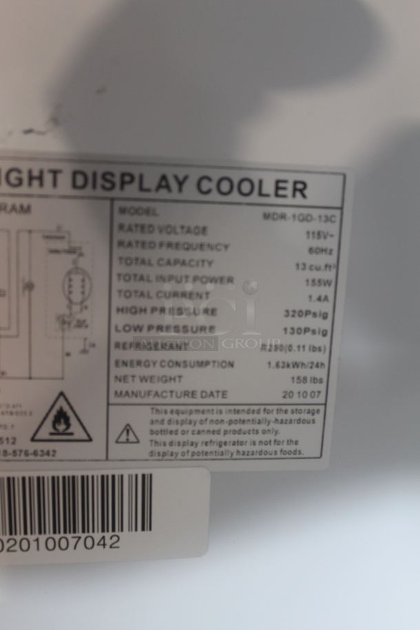 BRAND NEW SCRATCH AND DENT! KoolMore MDR-1GD-131C Commercial Single Door Merchandiser Cooler With Polycoated Shelves, Black. 115V. Tested and Working! - Image 5 of 6