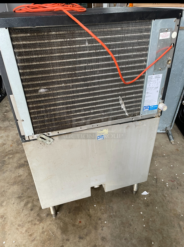 Ice Machine 250 Lbs Working w Bin - Image 5 of 6