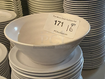 BEAUTIFUL!! World Bell Melamine 8” Round Noodle Bowls, White, Textured. 16 Your Bid