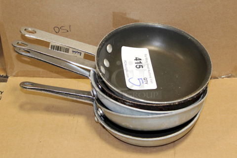AMAZING! Vollrath 67807 7" Non-Stick Aluminum Frying Pan w/ Vented Silicone Handle. 5x Your Bid