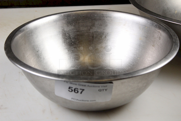 SCORE! 12 Various Sized Stainless Steel Mixing Bowls. 12x Your Bid - Image 6 of 8