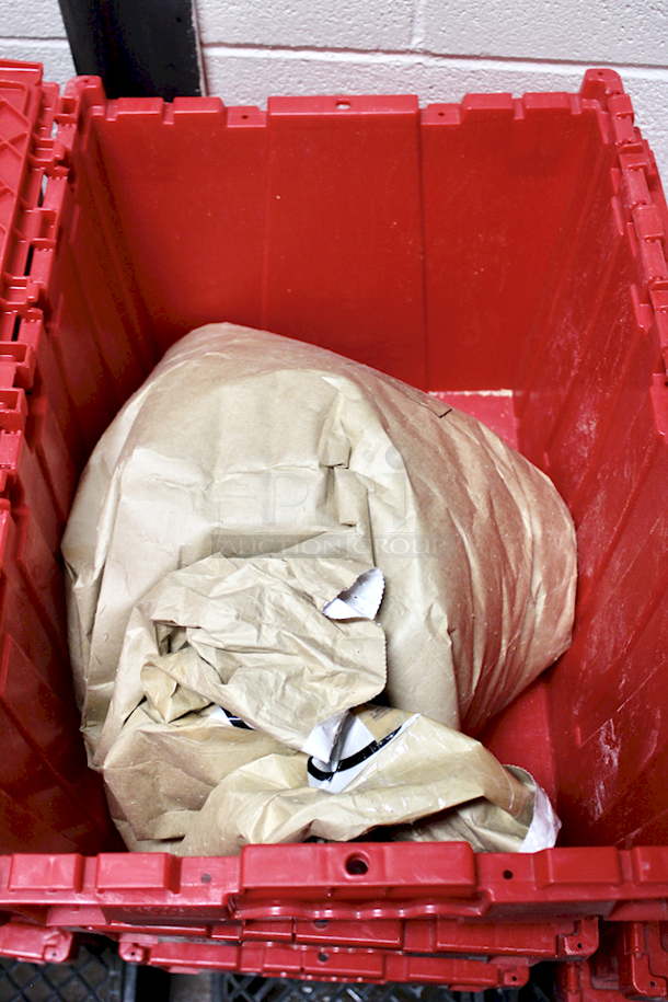 SWEET! Munich Malt, Approx. 27.5 lbs In Monoflo DC2115-SP 4 Attached Lid Distribution Container - Image 3 of 3
