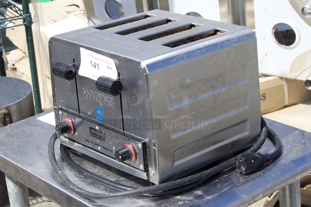 Waring® Commercial WCT800 120V Heavy-Duty 2200W 4-Slot Toaster. Includes Male and Female Allowing Other Appliances To Plug Into It.  - Image 5 of 7