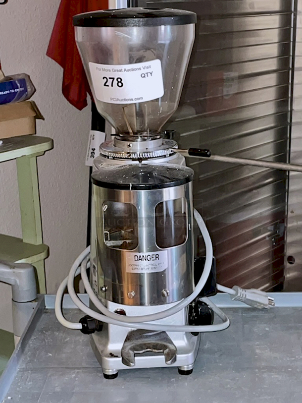 Mazzer Luigi srl Mini Timer Espresso Grinder, Doser. 110VAC, 60Hz, 1 Phase, 2.1 AMPS. Made In Italy.  - Image 1 of 5