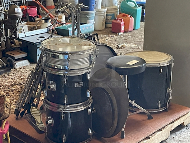 ROCK & ROLL! Drum Set With Seat.  - Image 2 of 6