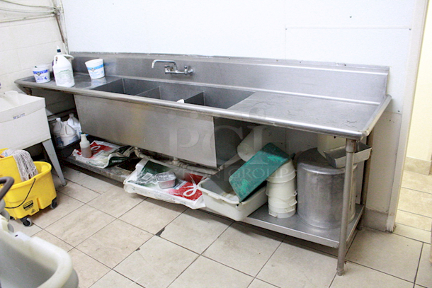 10ft 3-Compartment Sink With Cleaning Supplies. 123x26x44 - Image 1 of 3