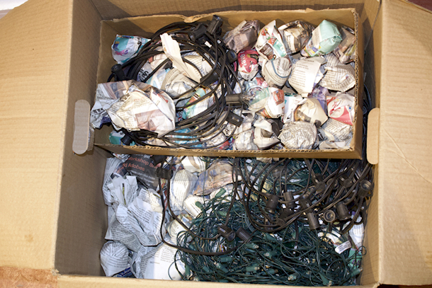 Box Of Hanging Bistro Lights Fixtures & Bulbs.  - Image 4 of 4