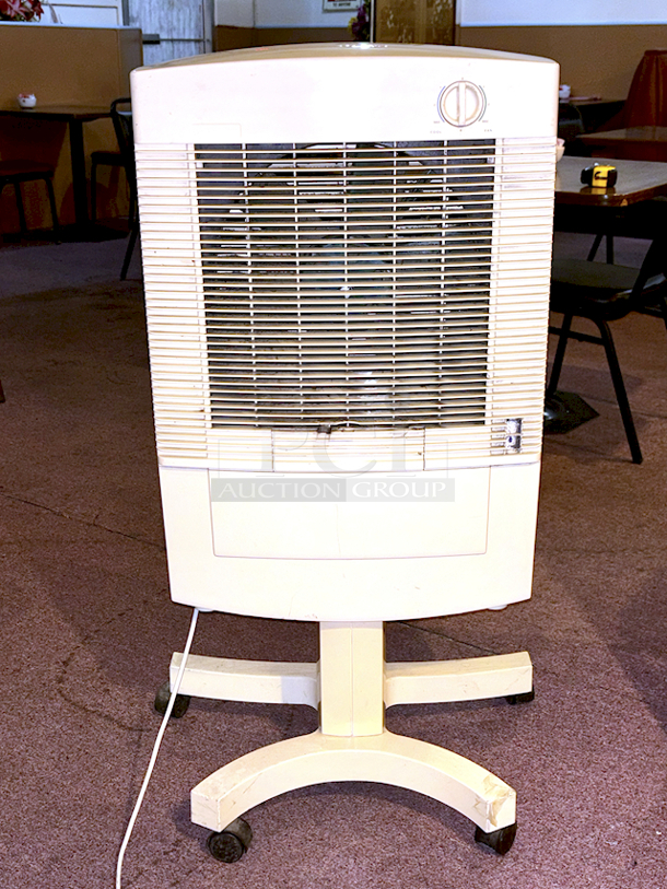 NICE! Climate Technologies 6250020 ULTRACOOLER-UL Combination Portable Cooler and Fan, On Commercial Casters.