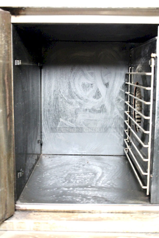 Garland MCO-ES-20-S Double Deck Standard Depth Full Size Electric Convection Oven - 208V, 1 Phase, 20.8 kW On Equipment Stand With Undershelf and Commercial Casters. 36x44x74                     

Not Tested.  - Image 3 of 7