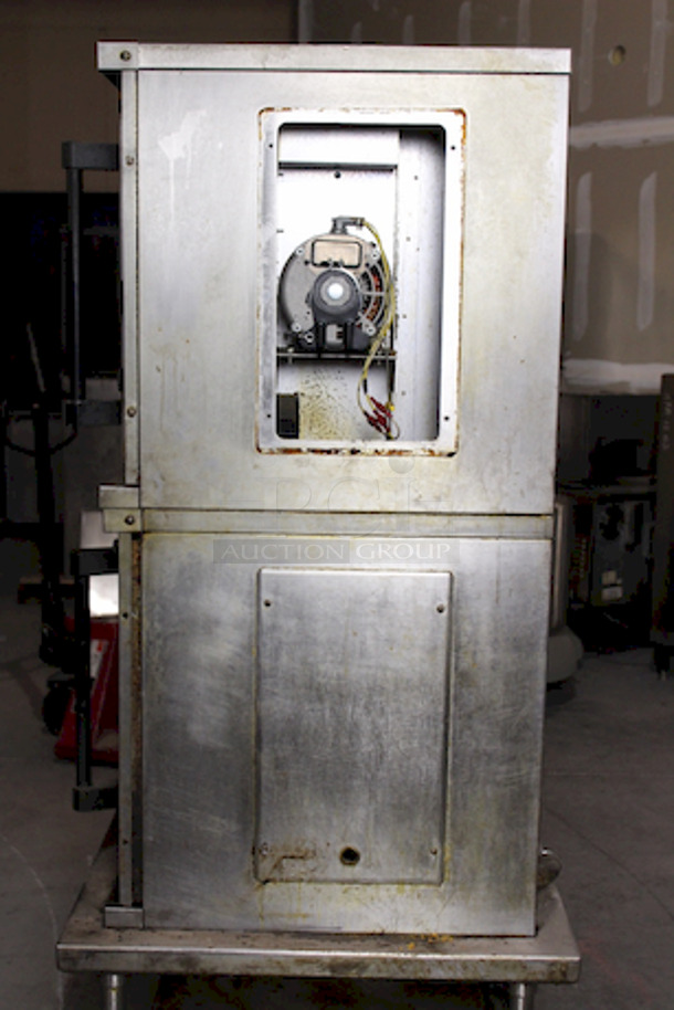 Garland MCO-ES-20-S Double Deck Standard Depth Full Size Electric Convection Oven - 208V, 1 Phase, 20.8 kW On Equipment Stand With Undershelf and Commercial Casters. 36x44x74                     

Not Tested.  - Image 4 of 7