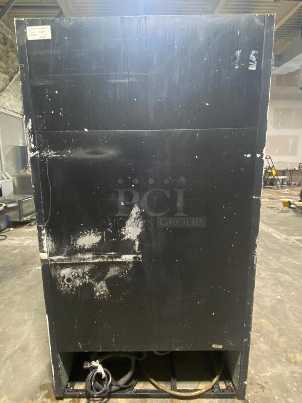 True GDM-37-HC-LD 43 1/2" Black Refrigerated Sliding Glass Door Merchandiser with LED Lighting
 - Image 3 of 5