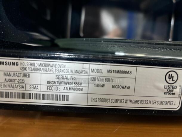 Samsung - 1.9 Cu. Ft. Countertop Microwave with Sensor Cook - Stainless Steel
 - Image 6 of 6
