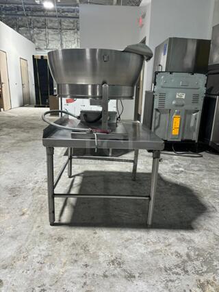 Cleveland Steam Kettle - Manual Tilt,  Jacket, Direct Steam
