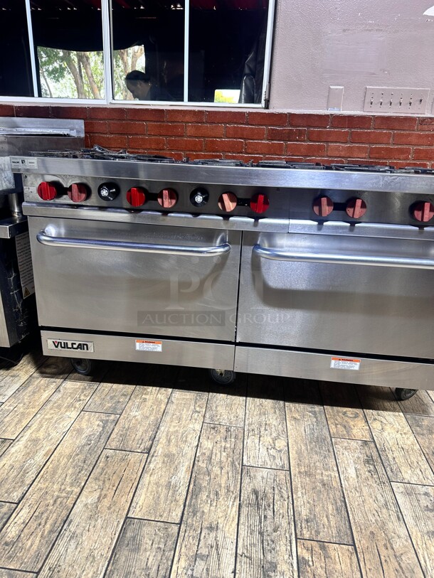 Late Model Vulcan V60 60 inch 10 Burner Gas Range w/ (2) Standard Ovens, Natural Gas Working - Image 4 of 9