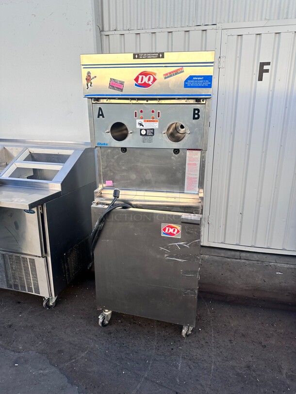 Duke Electro Freeze RMT-232 Soft Serve Ice Cream Machine 220 Volt 3 Phase Working Complete  - Image 5 of 9