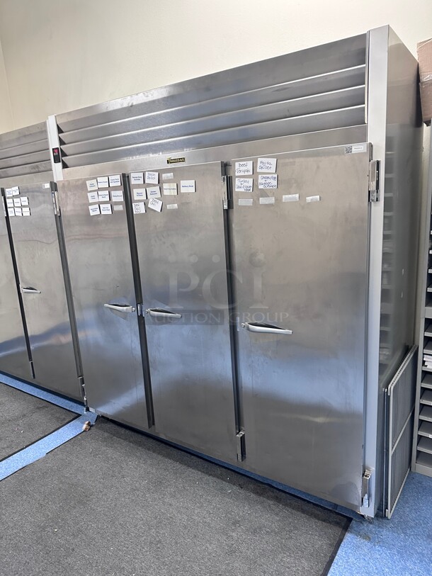 Late Model! Traulsen G31010 77 inch G Series Solid Door Reach-In Freezer with Left / Right / Right Hinged Doors 115 Volt Tested and Working! - Image 5 of 7