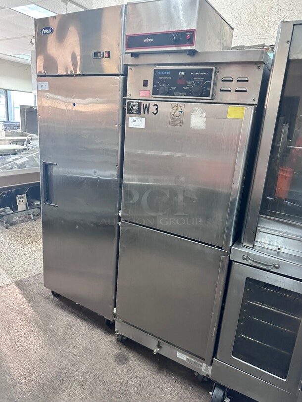 Late Model! Winston HOV5-14UV CVAP 22cf Electric Holding Cabinet Full Size w/ Fan Electric Control. Adjustable Universal Rack Supports 220 Volt 1 Phase Tested and Working! - Image 1 of 8