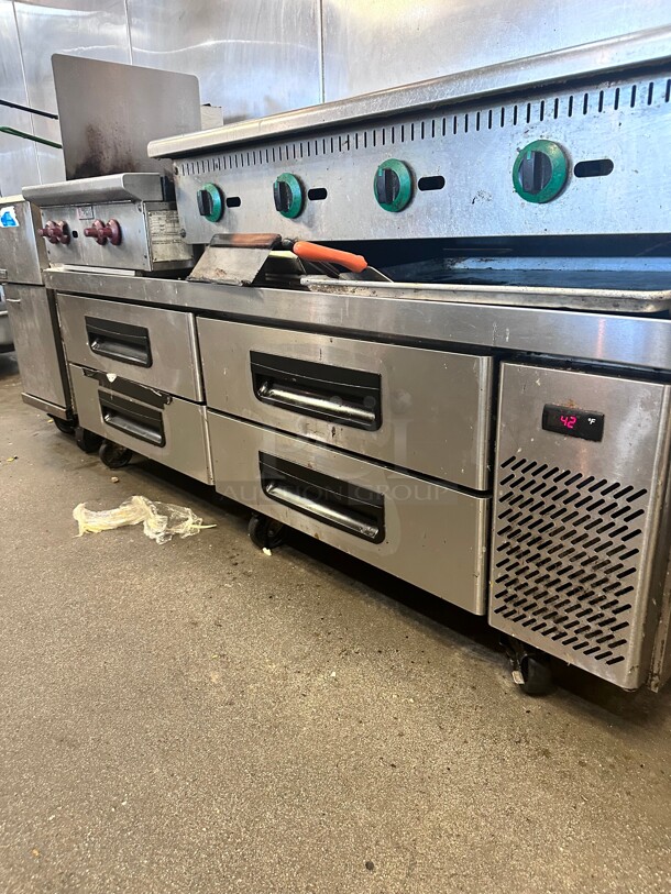 Working Norlake NLCB72 AdvantEDGE Refrigerated Chef Base 72 inch Wide 115 Volt - Image 2 of 5