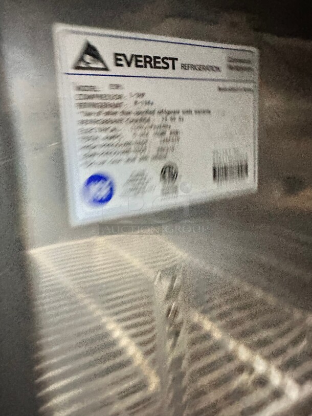 Excellent Condition Everest Refrigeration ESR1 29 inch One Section Reach In Refrigerator, 115v Working - Item #1113456