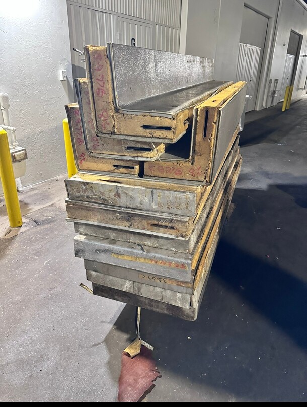 8ft X 8ft Walk in Box Only Panels - Image 1 of 9