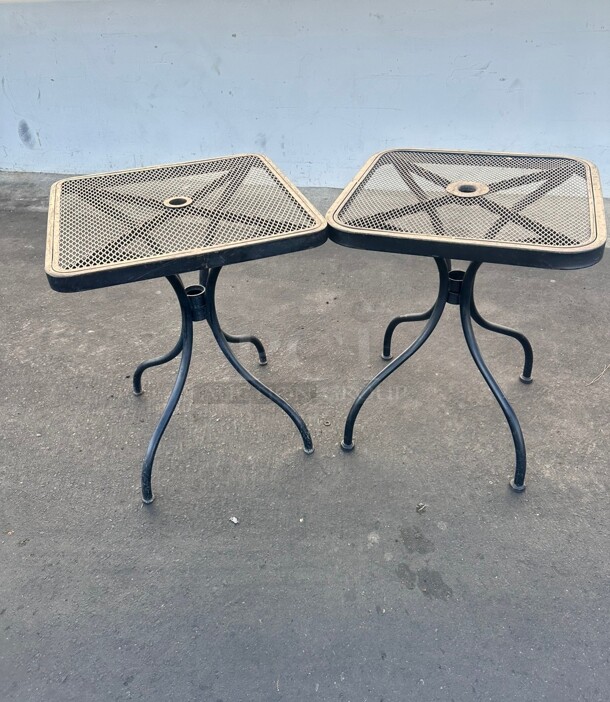 Excellent Metal Restaurant Patio Table Black - Image 4 of 6