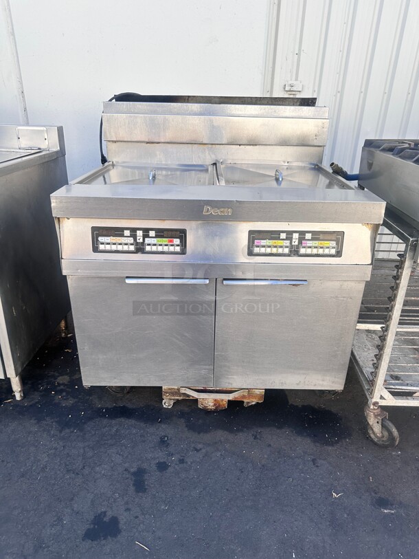 Late Model Frymaster SCFHD260G Gas Fryer - (2) 80 lb Vats, Floor Model, Natural Gas With Filtration System Working  - Image 7 of 9