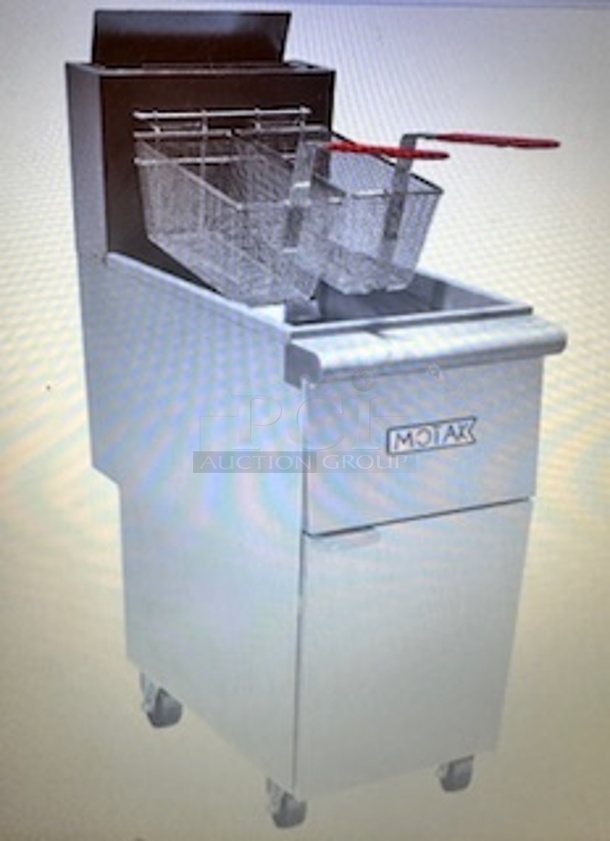 Like New MoTak MGF3-N-C Gas Fryer - (1) 50 lb Vat, Floor Model, Natural Gas