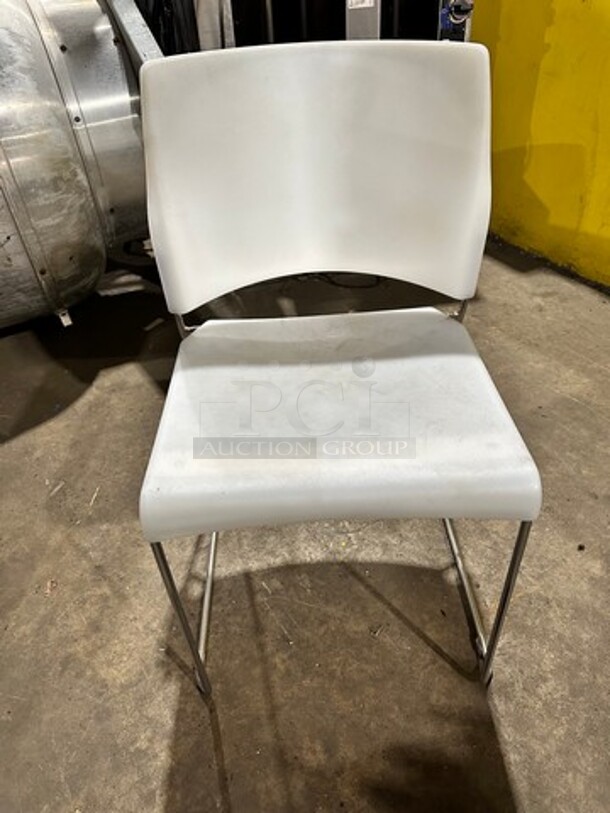 White Poly Indoor/ Outdoor Chairs! With Metal Legs! 5x Your Bid!