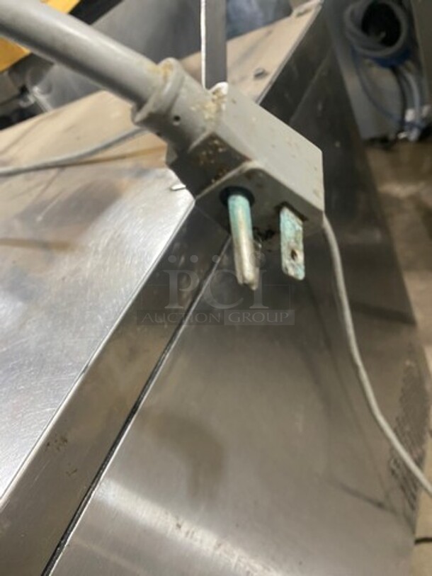 Turbo Air Commercial Single Door Lowboy/Worktop Freezer! All Stainless Steel! Model: MUF28 SN: MU2F705113 115V 60HZ 1 Phase - Image 7 of 7